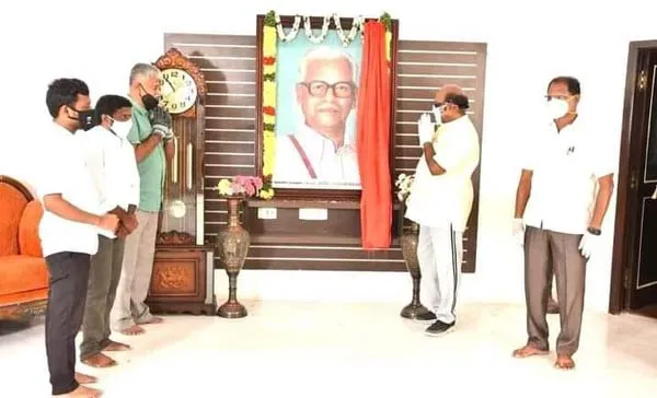 e.v.velu dmk former Minister